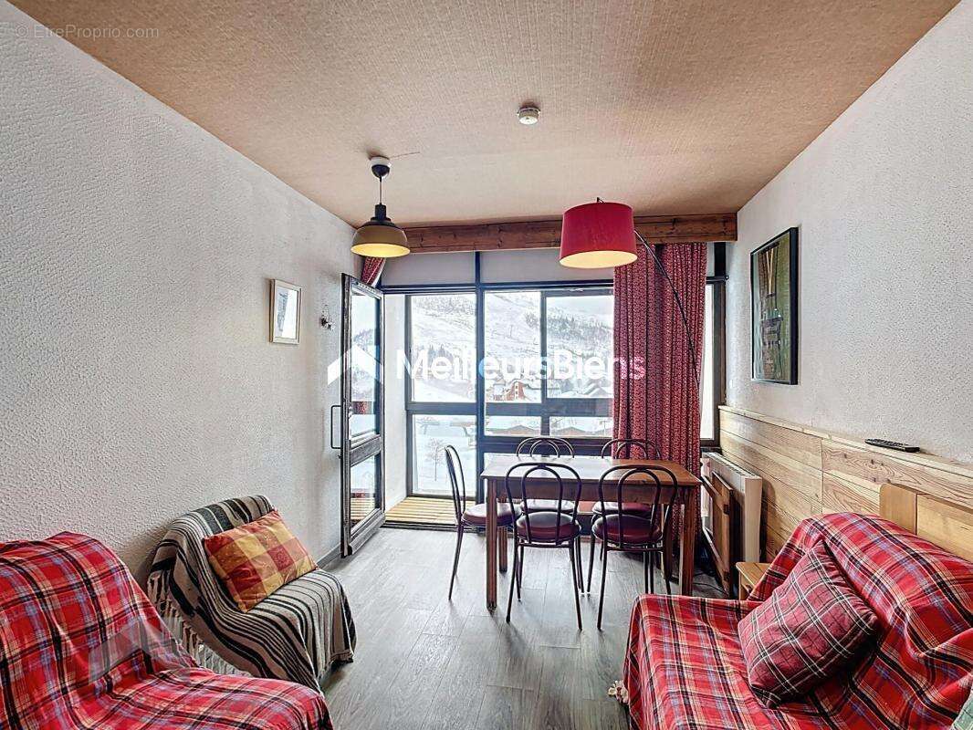 Appartement à SAINT-FRANCOIS-LONGCHAMP