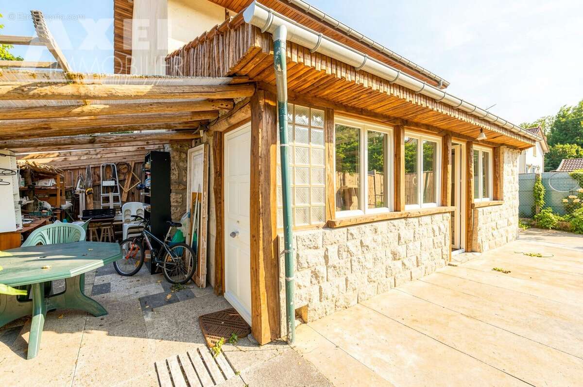 Maison à BOIS-D'ARCY