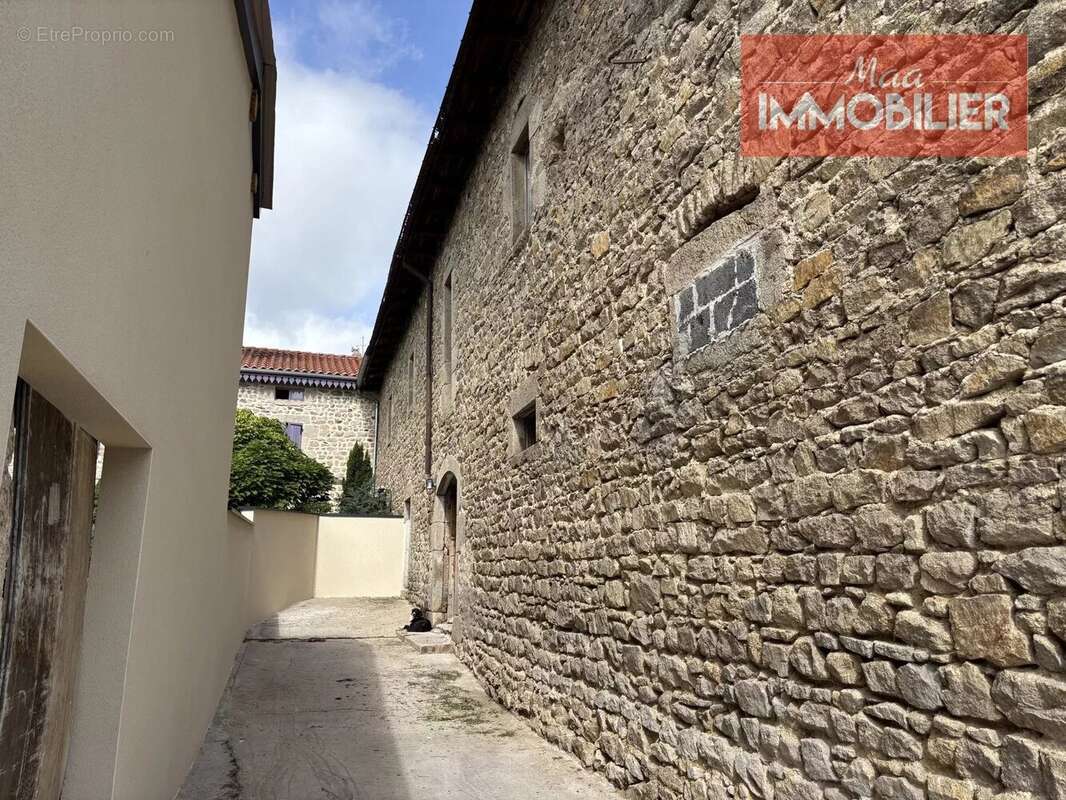 Maison à SAINT-MAURICE-DE-LIGNON