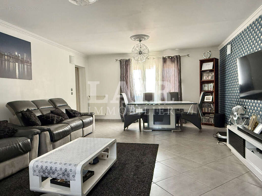 Pavillon de 146m² à vendre à Alençon - Réf 15488 - photo 5