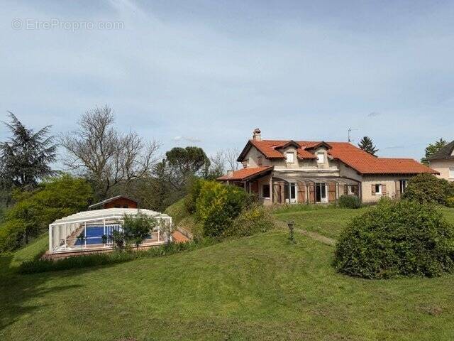 Maison à LA FOUILLOUSE