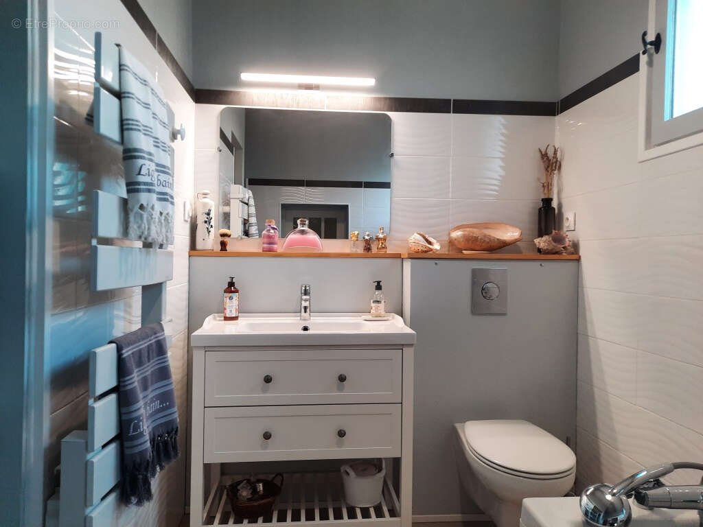 Maison à VAILHAUQUES