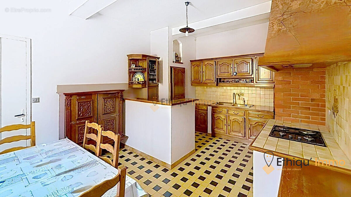 Maison à BAR-SUR-AUBE