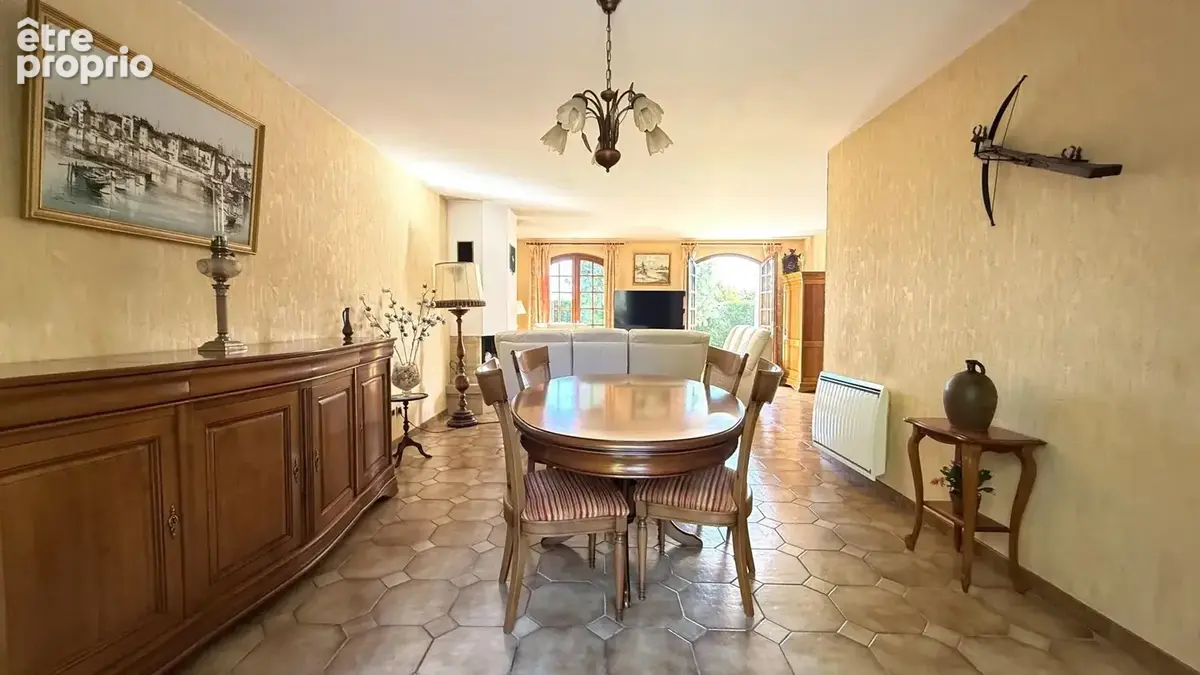 Maison 8 pièces de 203m² - photo 9