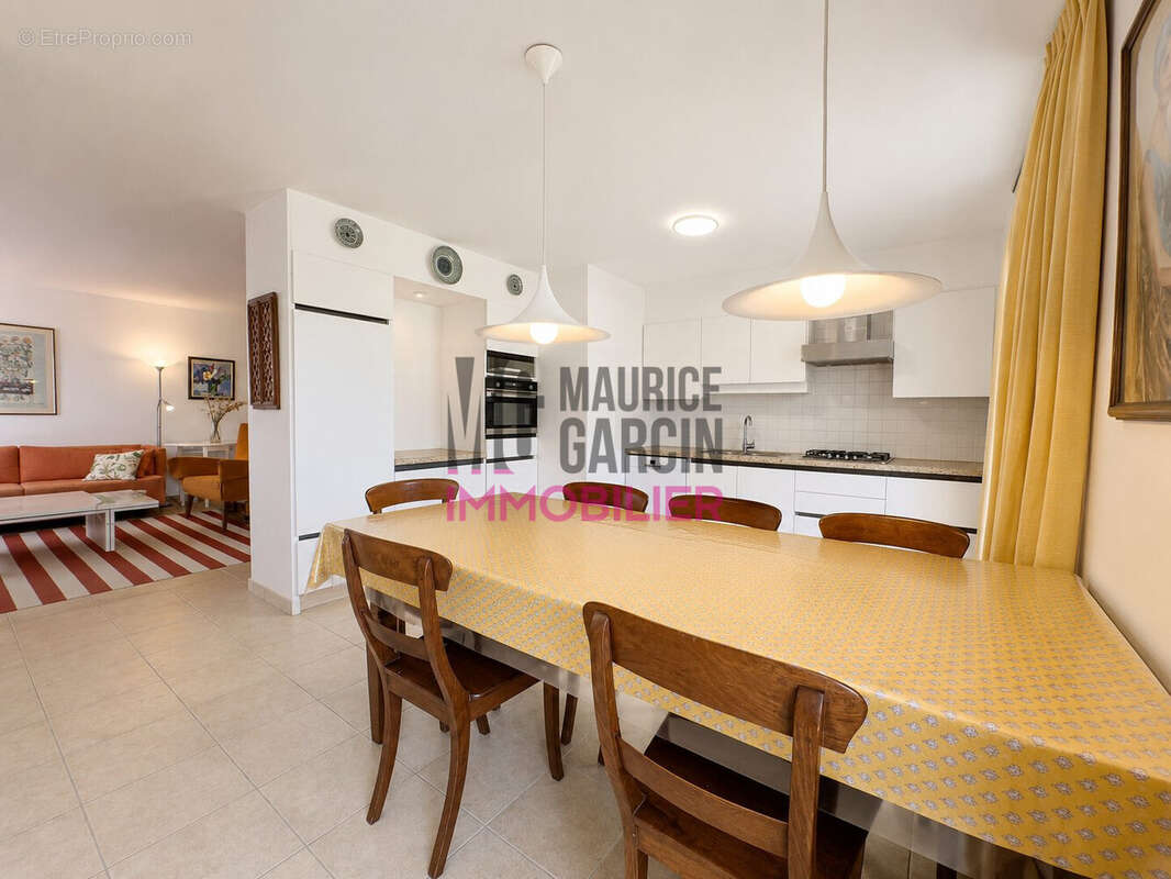 Maison 4 pièces 100 m² à vendre à La Roque-Alric (84190) - photo 4