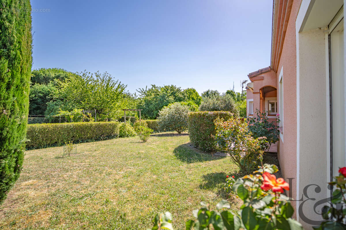 Maison de plain-pied à vendre à Villeneuve-sur-Lot - photo 6