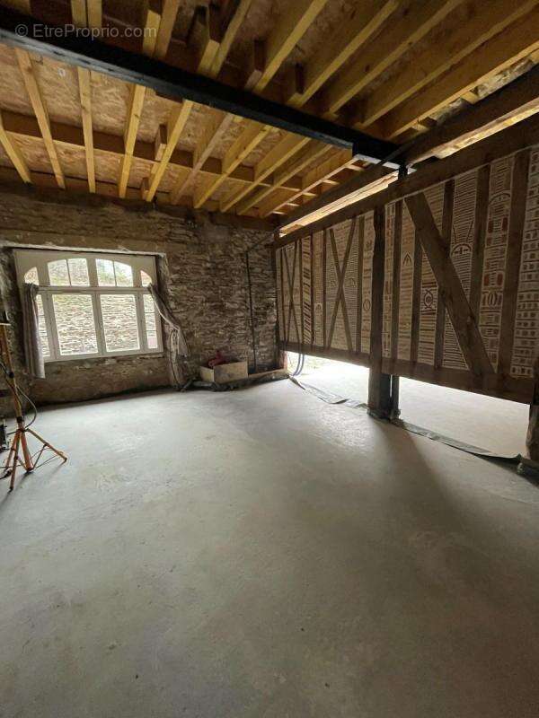 Maison à DOL-DE-BRETAGNE