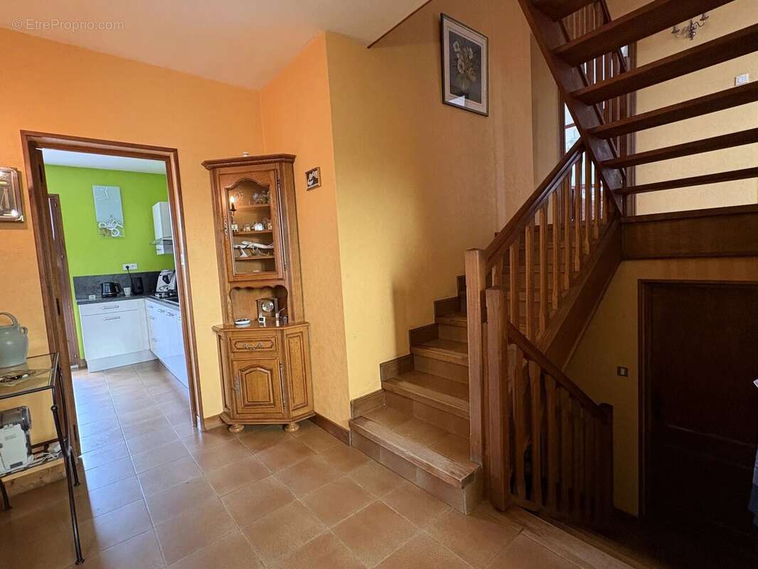 Maison à LA SALVETAT-SAINT-GILLES