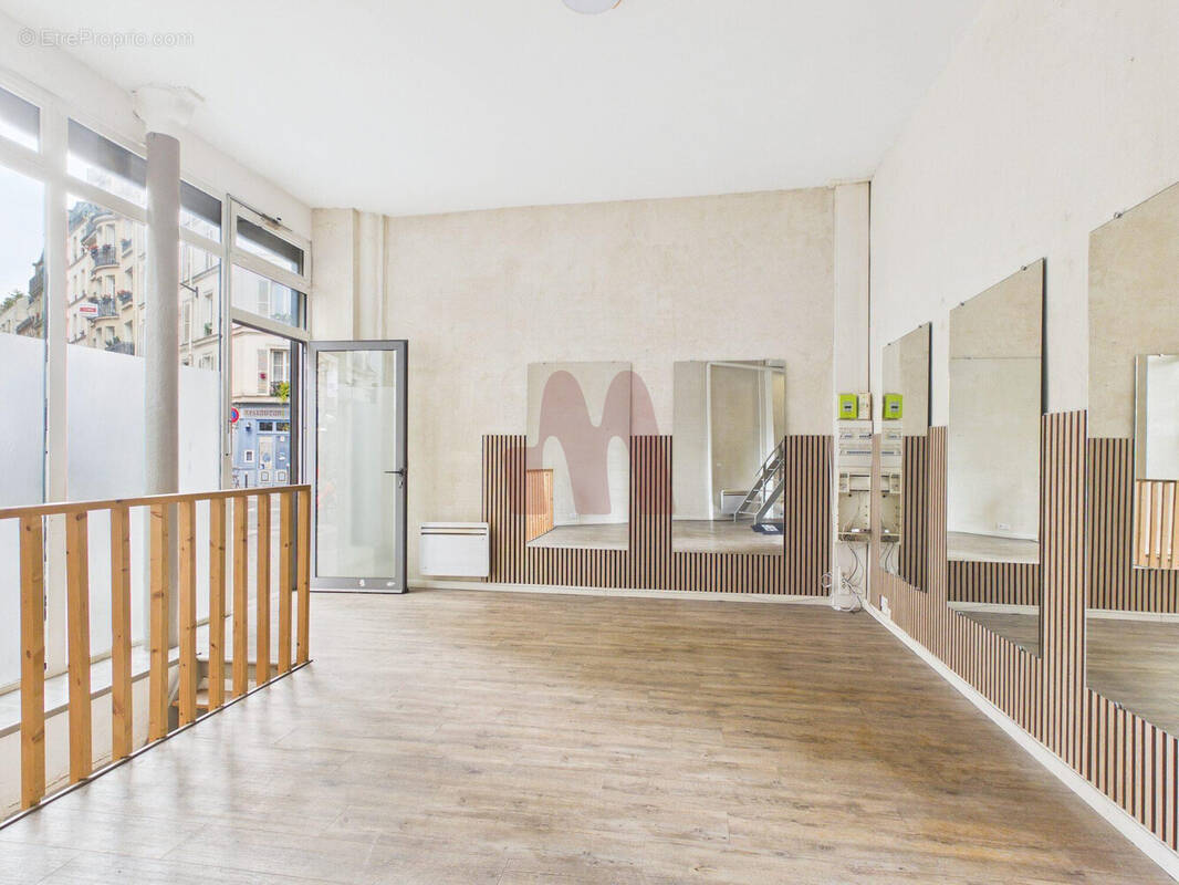Appartement à PARIS-17E