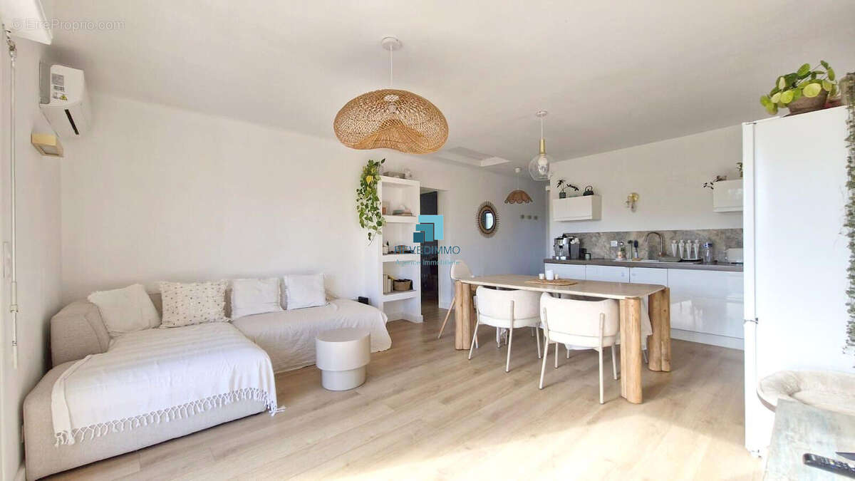 Appartement à FREJUS