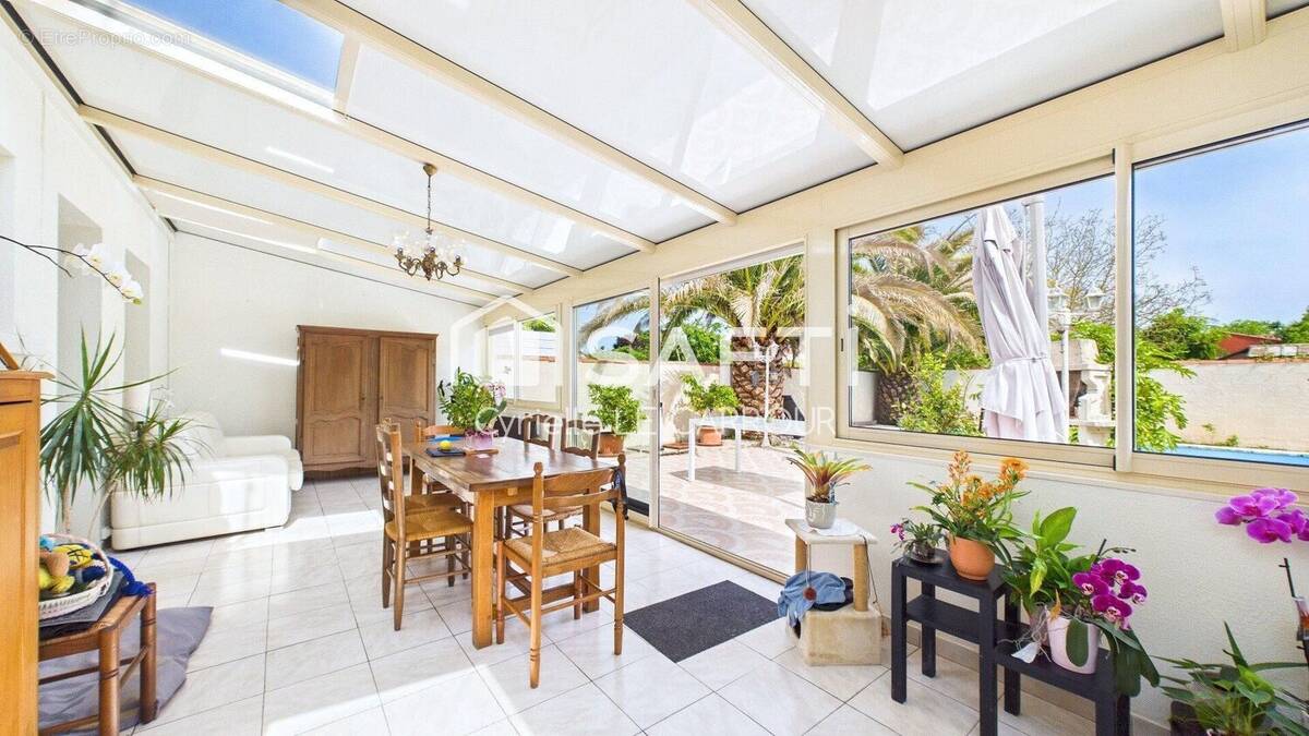 Photo 1 - Maison à ROCHEFORT