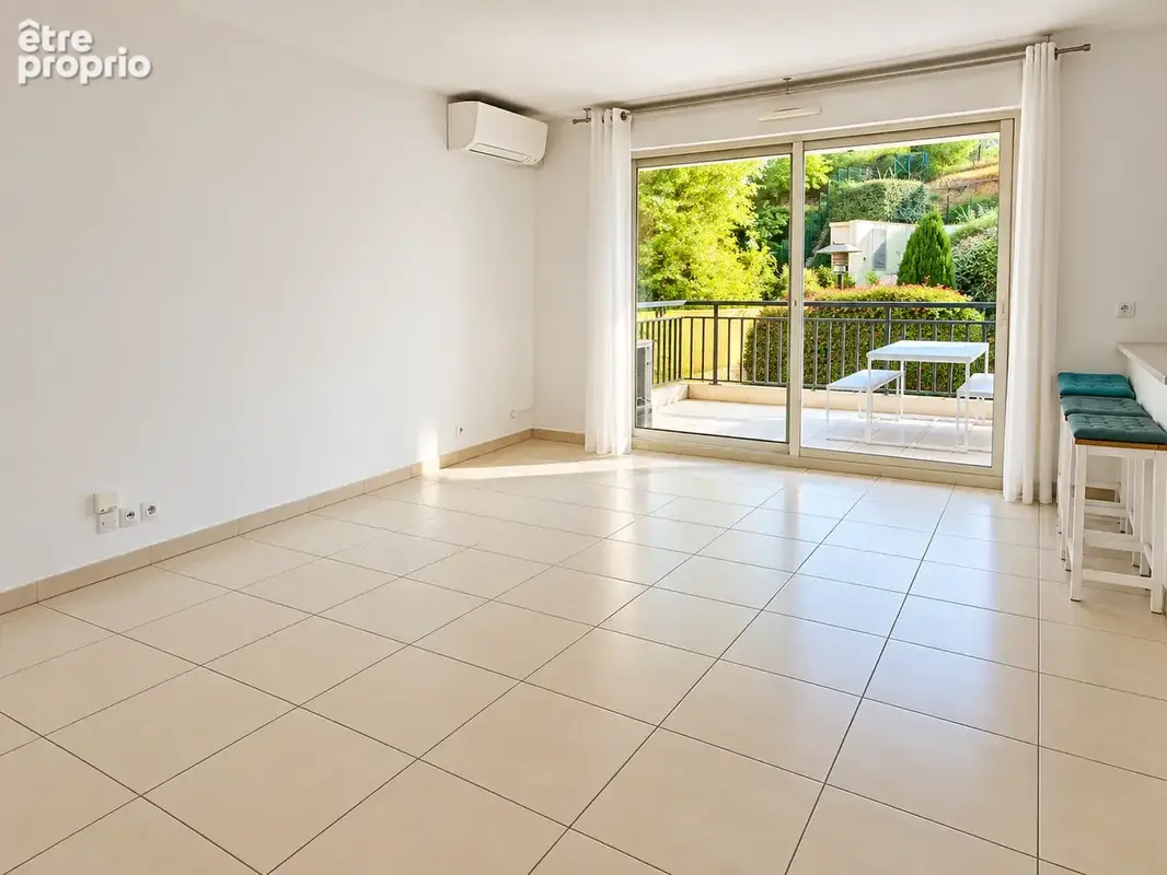 Exclusivité   nice corniche fleurie   superbe 2 pièces de 53 m2   terrasse   piscine   2 parkings - photo 3