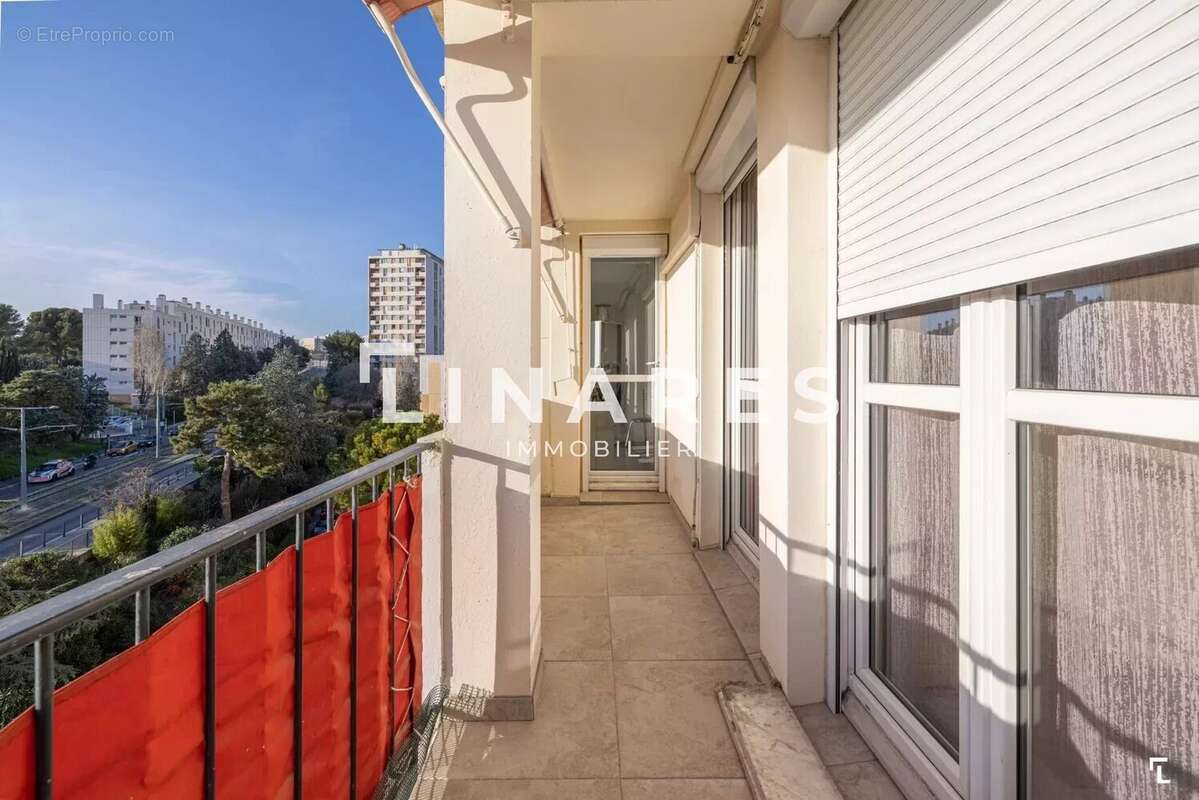 Appartement à MARSEILLE-12E