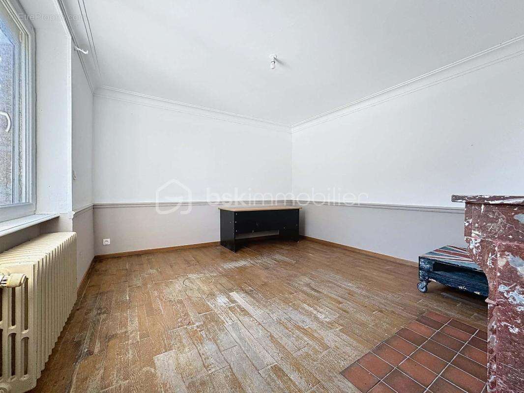 Maison en pierre avec garage attenant - photo 5