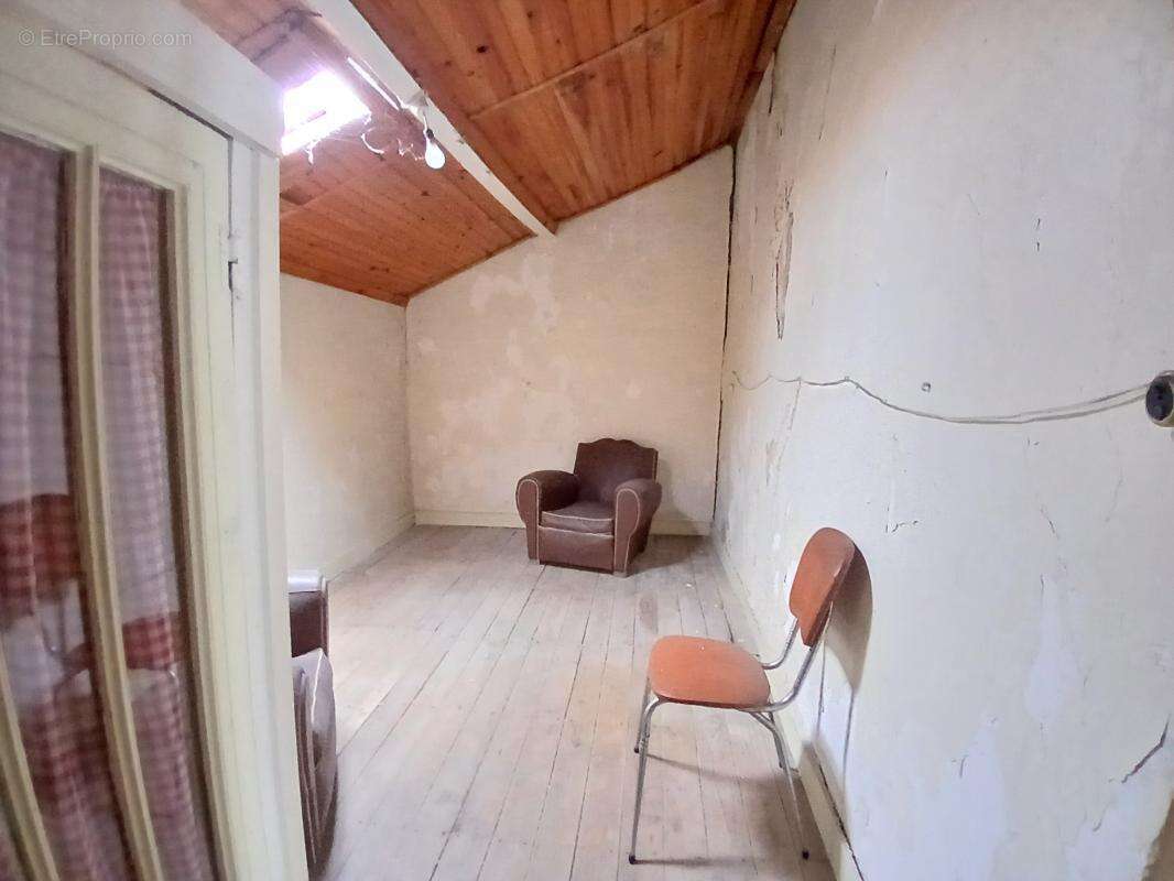 Maison à ROUMAZIERES-LOUBERT