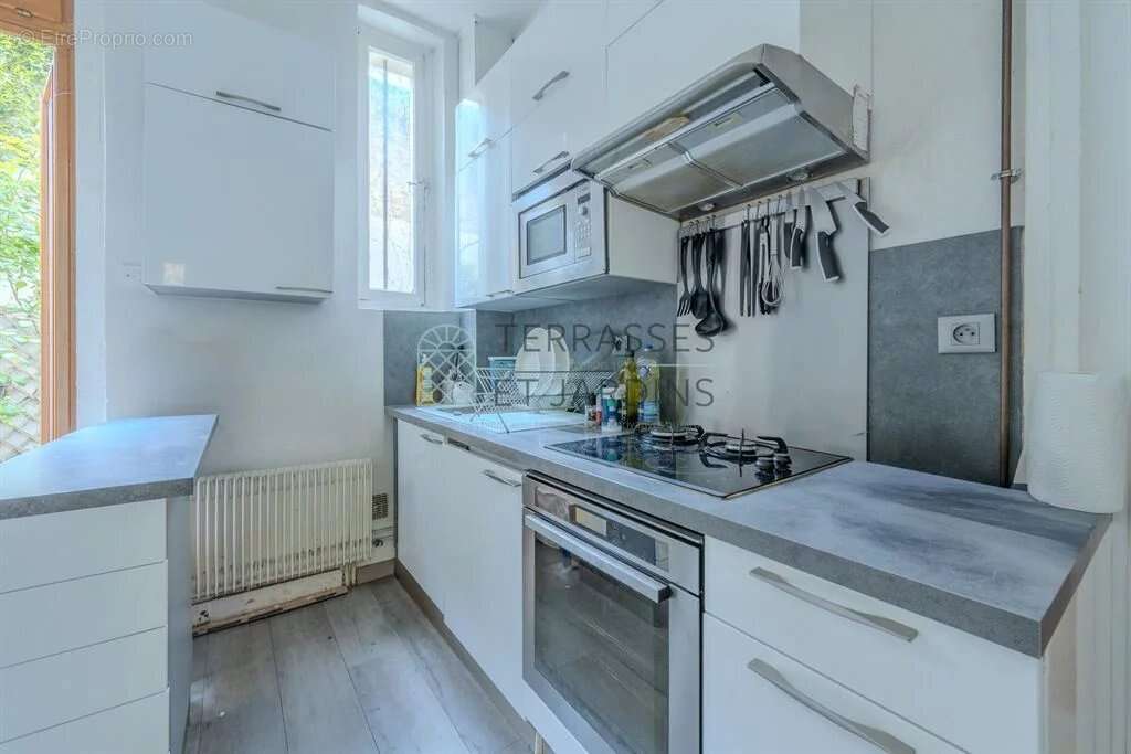 Appartement à PARIS-12E