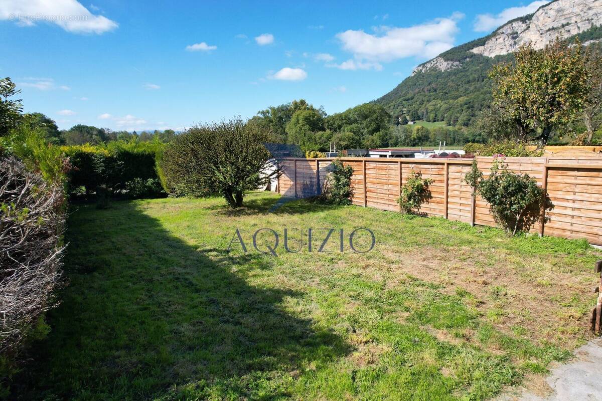 Maison à BONNEVILLE