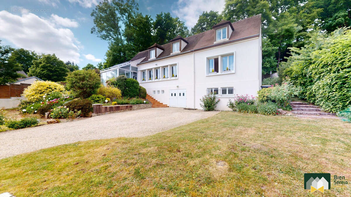 Maison à CHARTRES