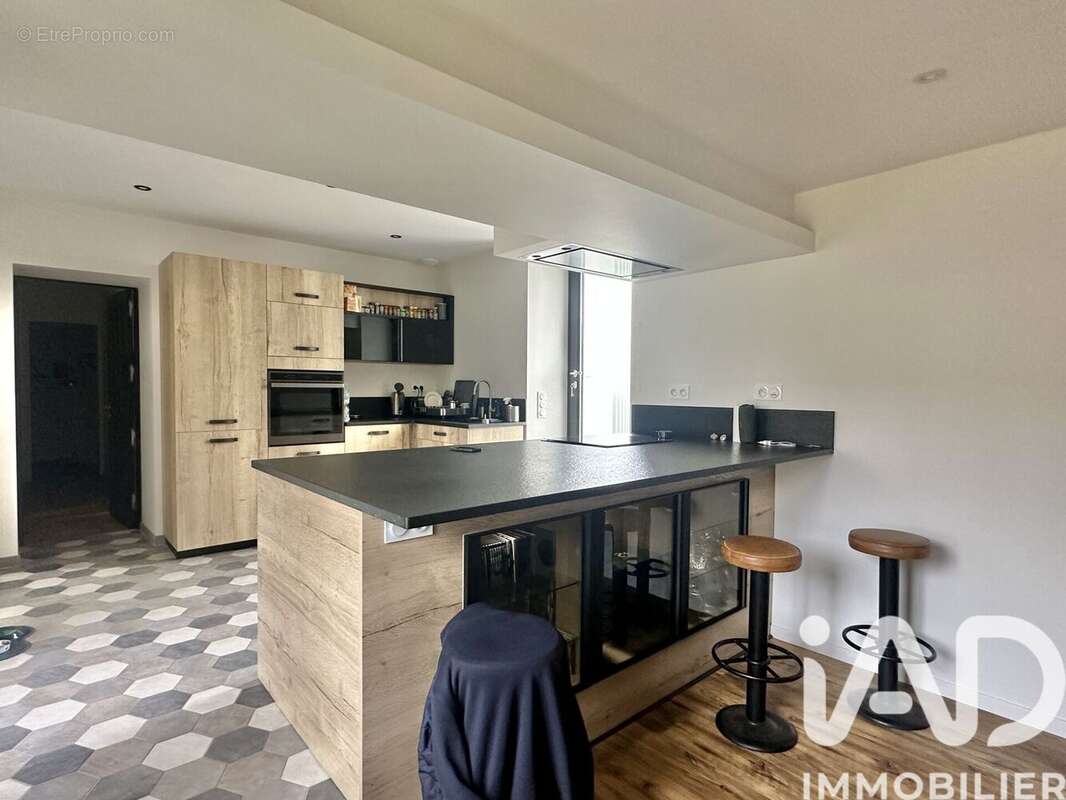 Photo 4 - Maison à SENS