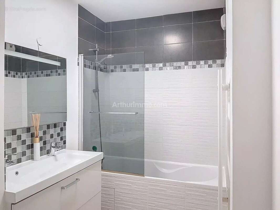 Appartement à FONTENAY-SOUS-BOIS