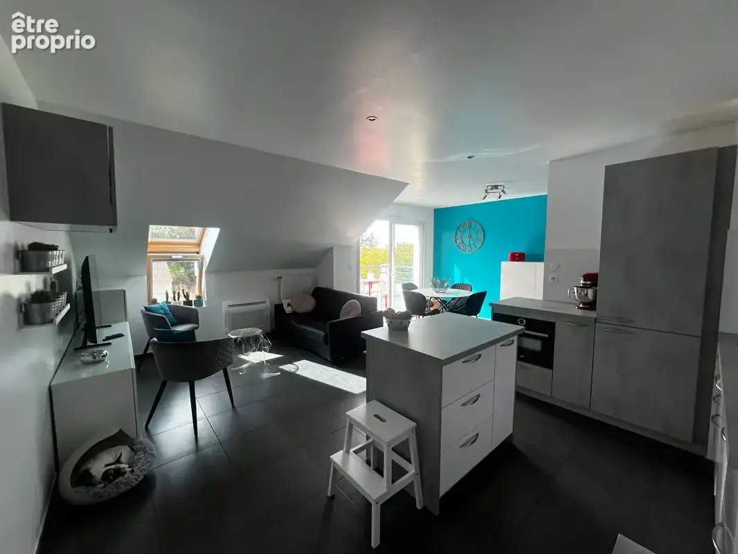 Appartement 80m² à janneyrias - photo 2