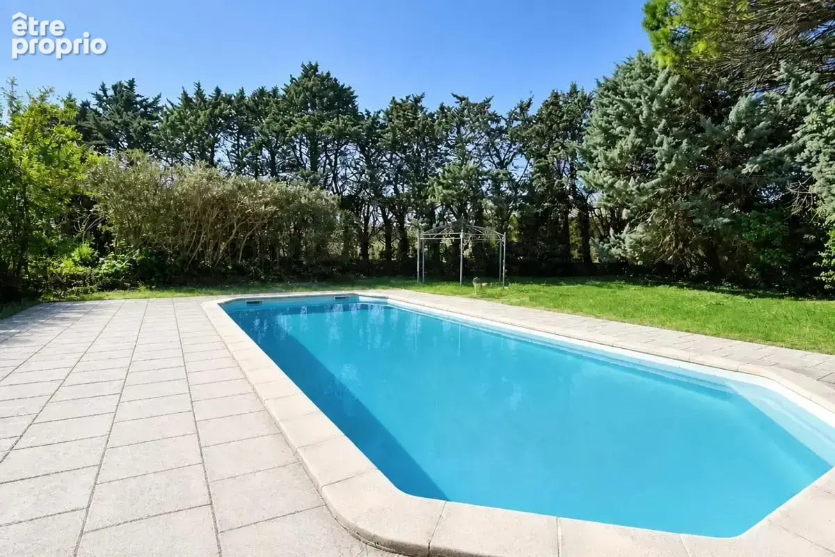 Propriété de Prestige avec Grand Terrain Arboré - photo 3