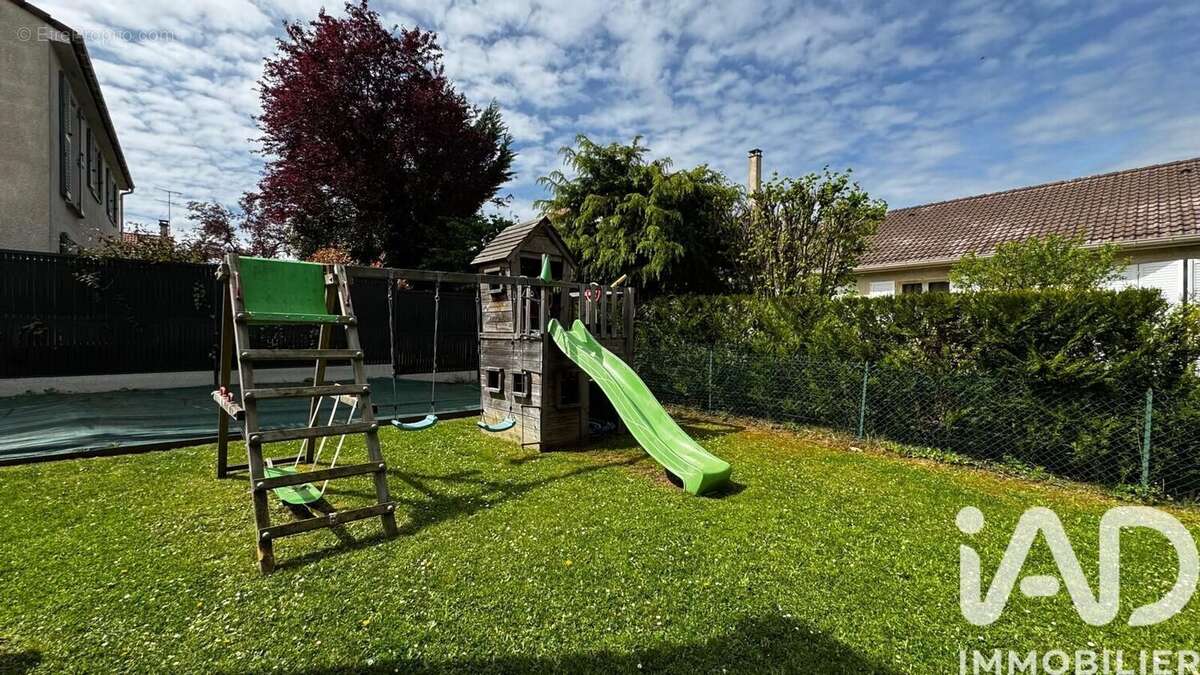Photo 2 - Maison à CERGY