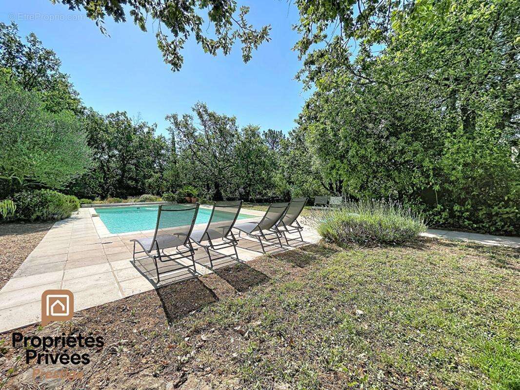 Villa 4 chambres - Piscine - Dépendance - Terrain 4 652 m² - Forcalqueiret 83136 - photo 6