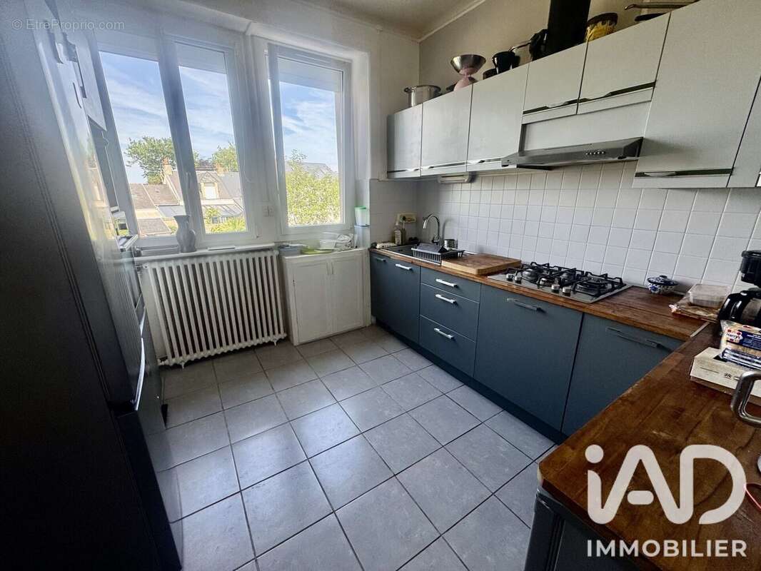 Maison 121 m² à Equeurdreville-Hainneville  - photo 9