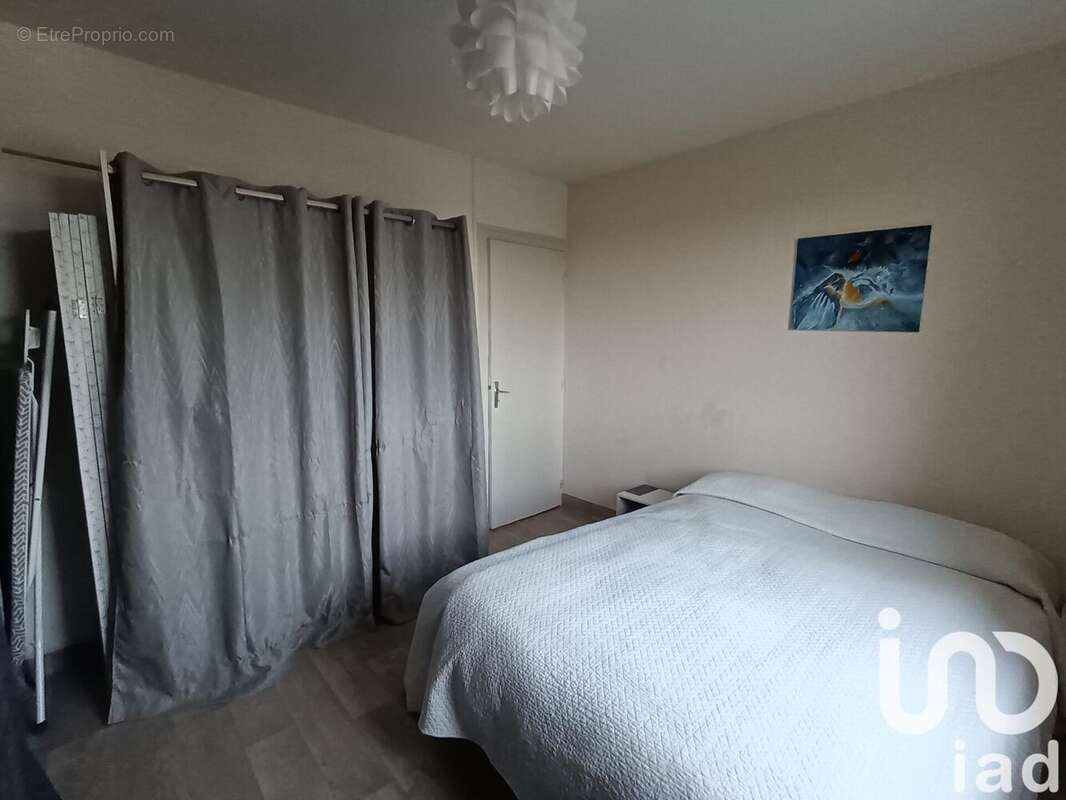 Photo 8 - Maison à LOUZY