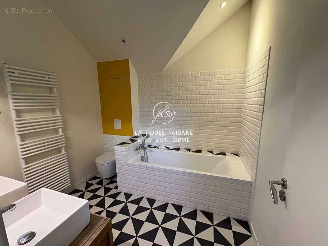 Maison à SAINT-LEGER-EN-YVELINES