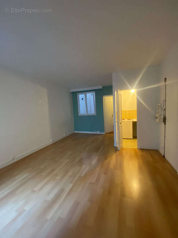 Appartement à PARIS-7E