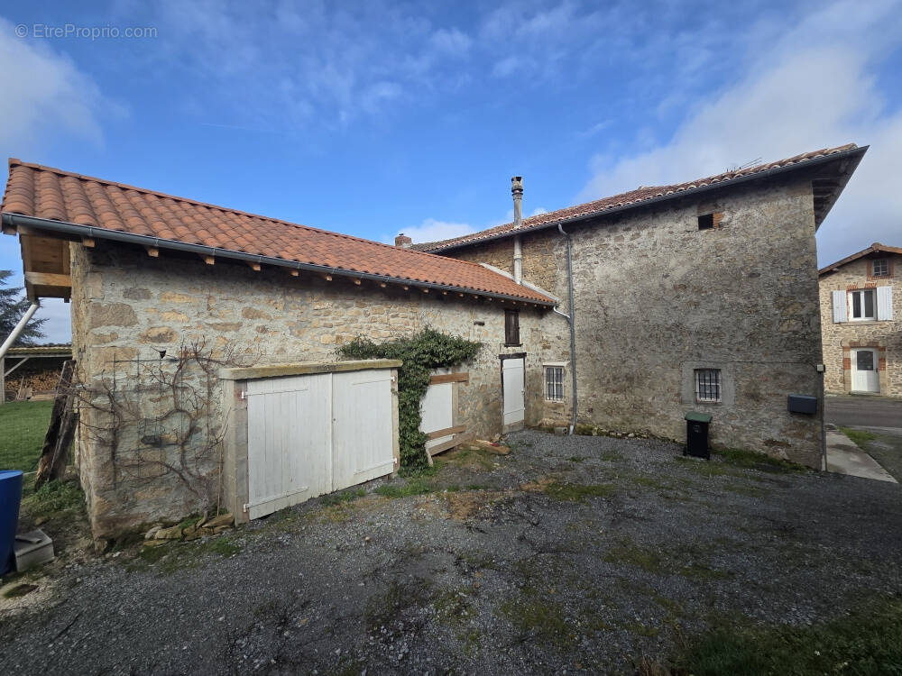 Maison à SAINT-CYR