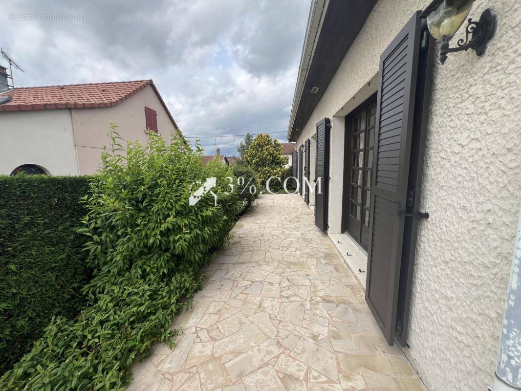 Maison à BLAINVILLE-SUR-L&#039;EAU