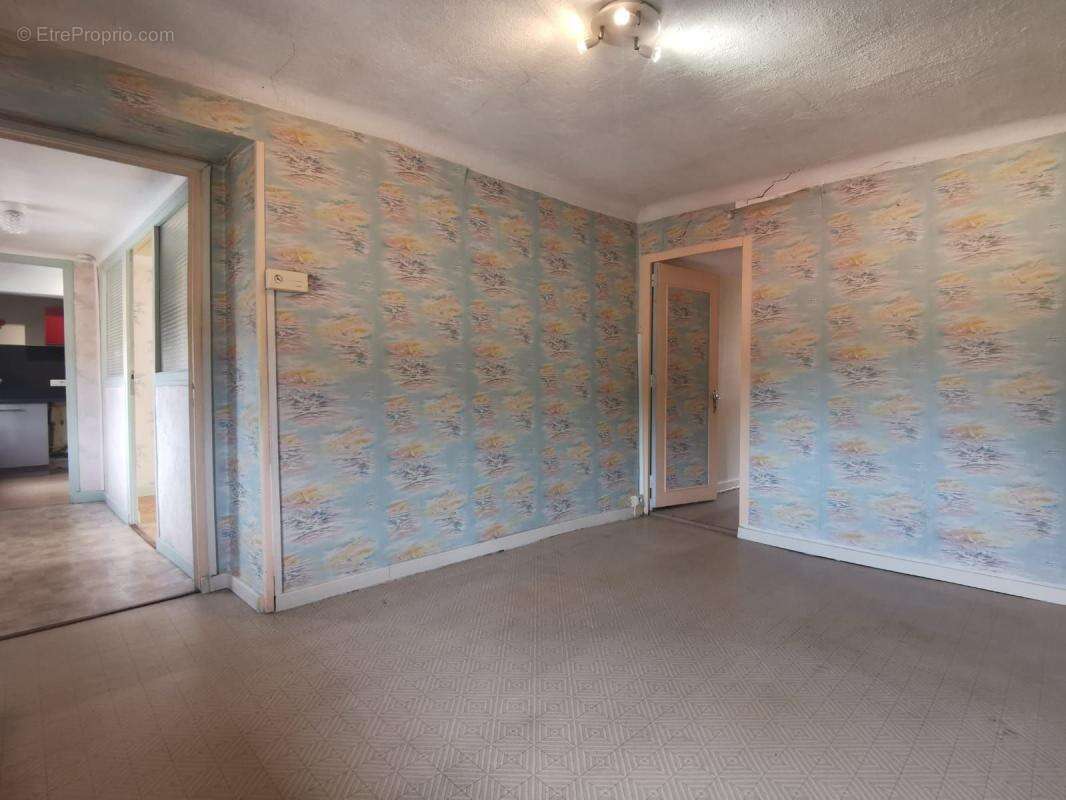 Appartement à SAIN-BEL