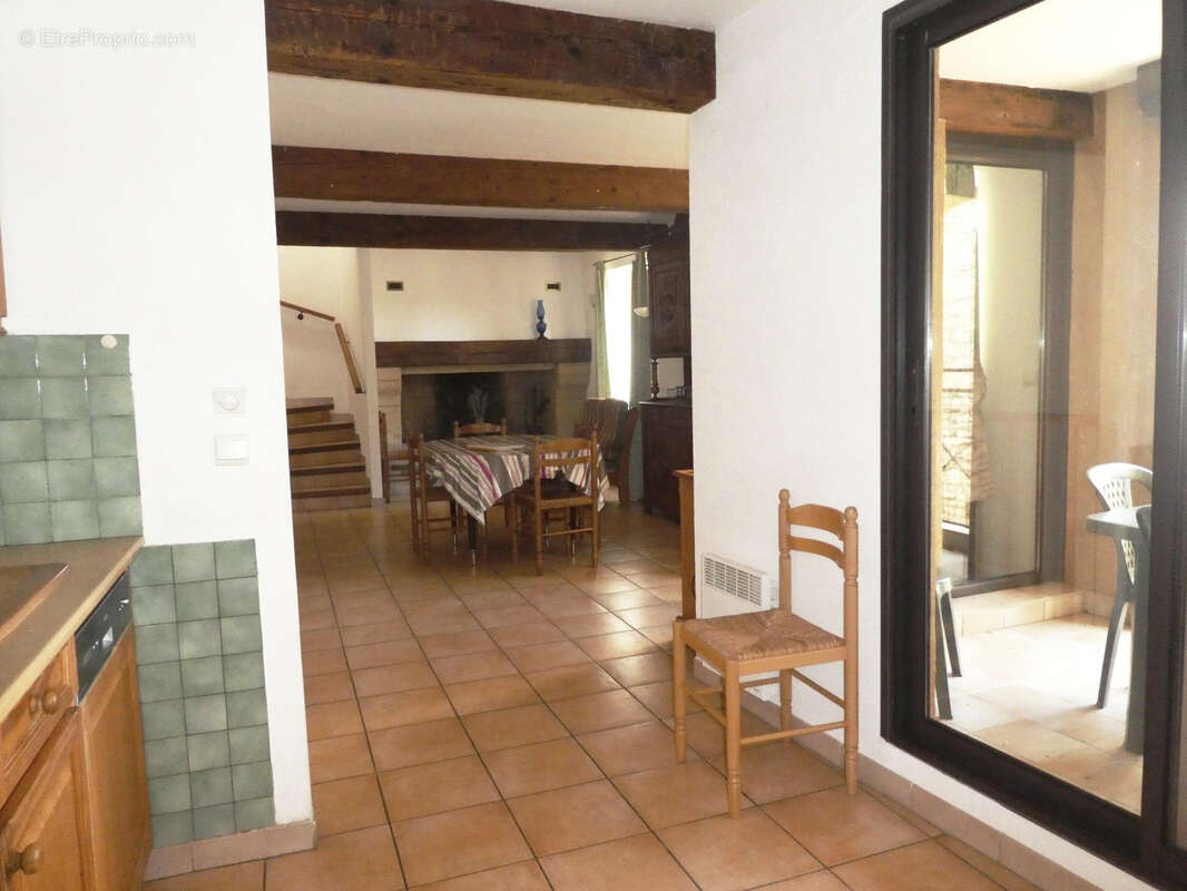 Maison à DUILHAC-SOUS-PEYREPERTUSE