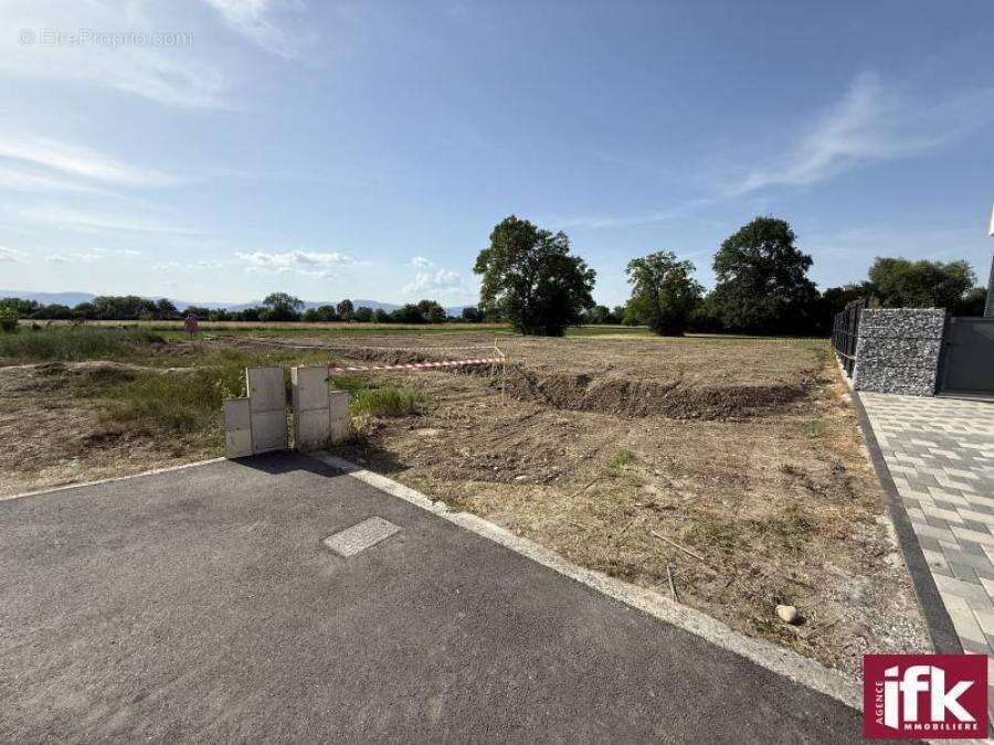 Holtzwihr - terrain de construction 700m2 - photo 3