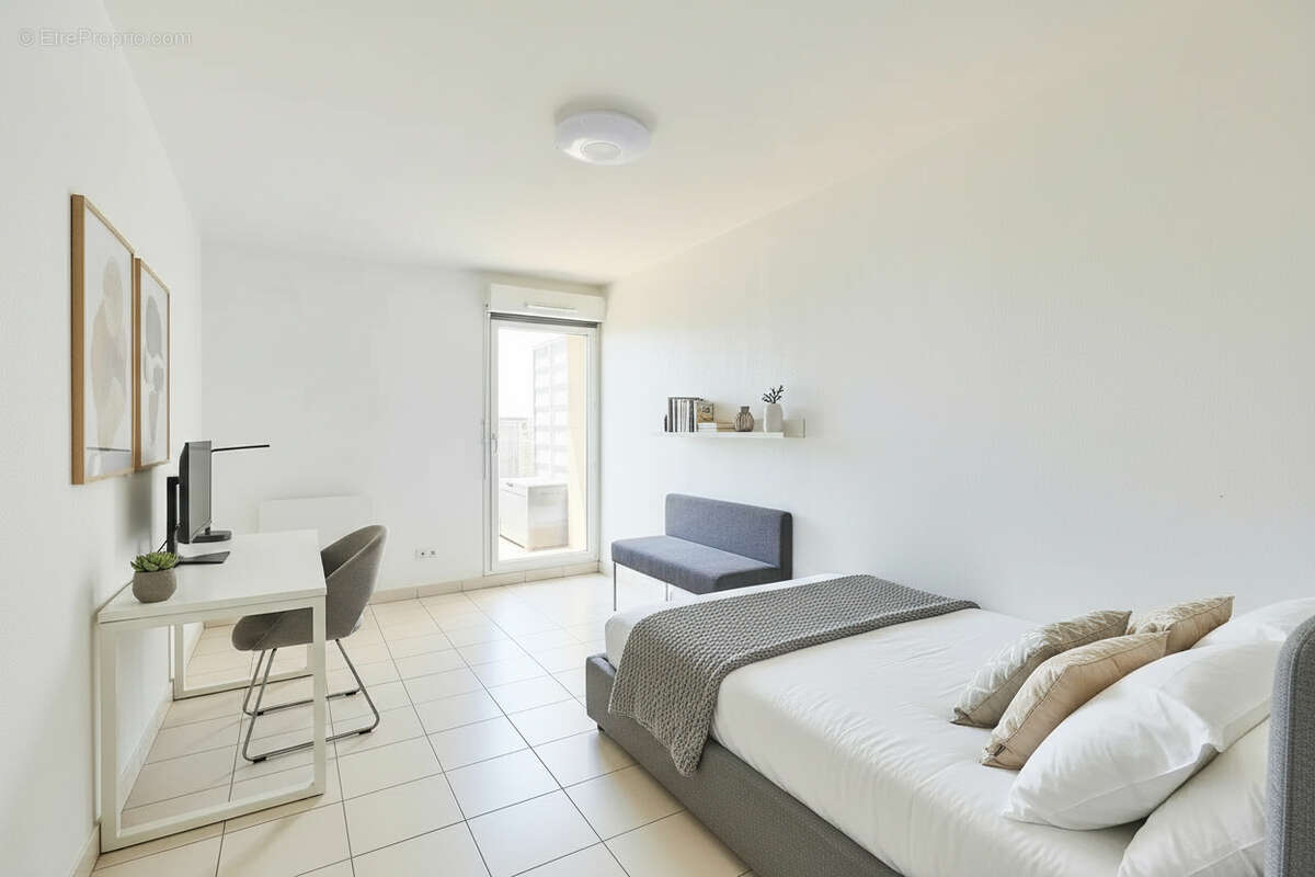 Appartement Marseille 3 pièce(s) 72.40 m2 - photo 9