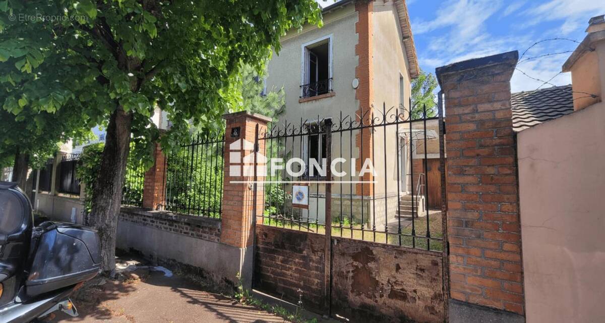 Maison à CRETEIL