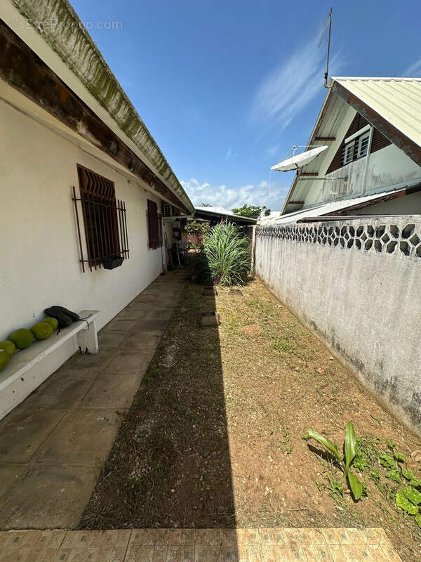 Maison à KOUROU