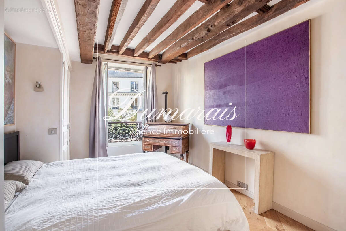 Appartement à PARIS-4E