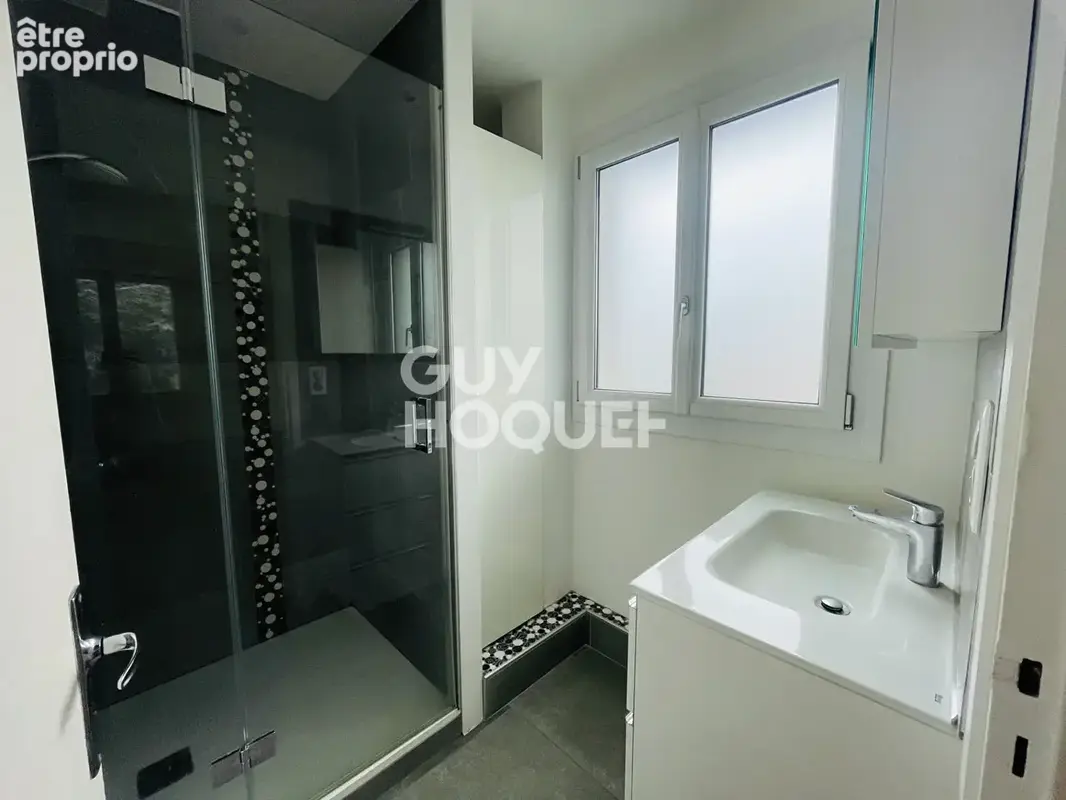 Chamalieres - Appartement type 5 125 m² , terrasse et garage - photo 10