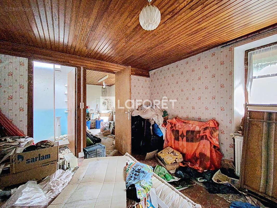 Maison à CONTREXEVILLE