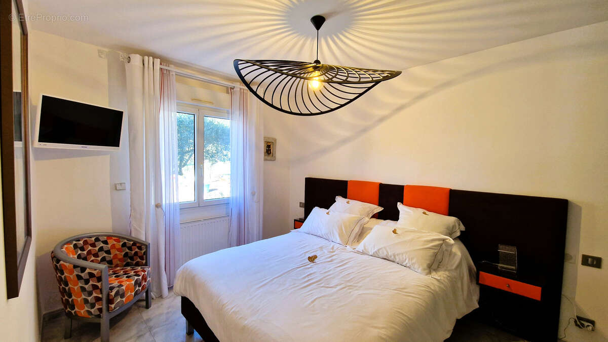 Maison à SAINT-MAXIMIN-LA-SAINTE-BAUME