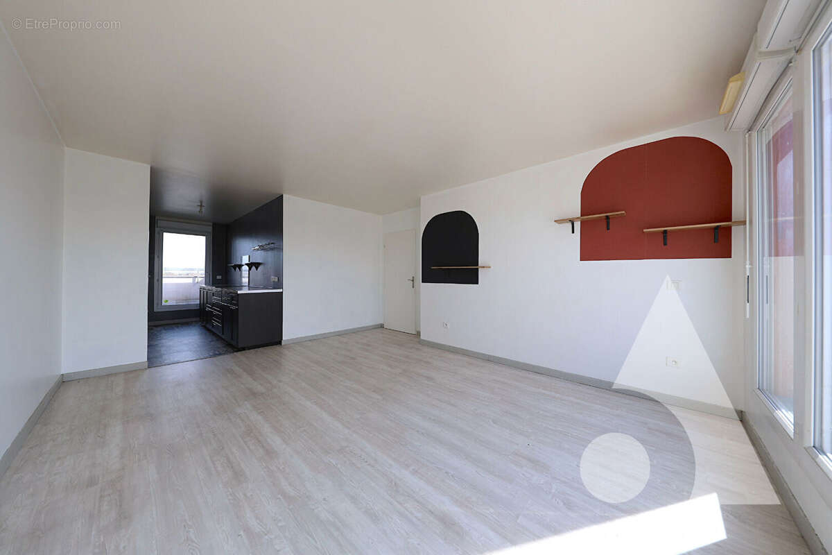 Appartement à MOISSY-CRAMAYEL