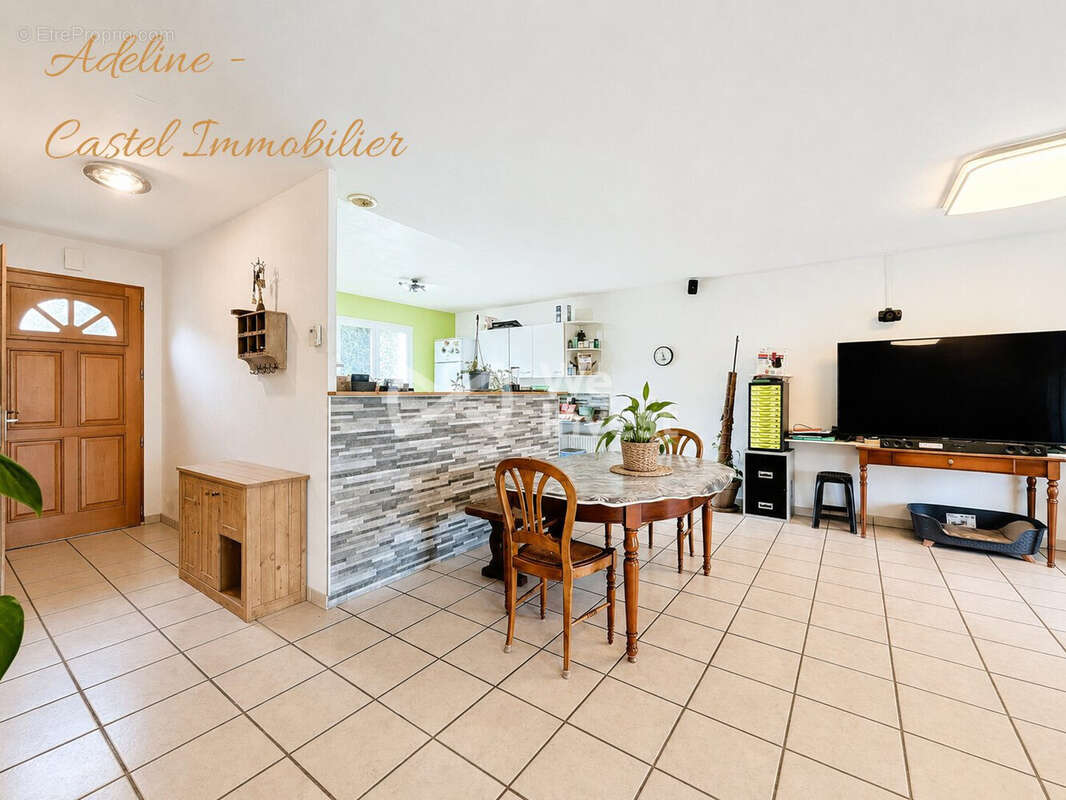 Maison à ROUSSILLON
