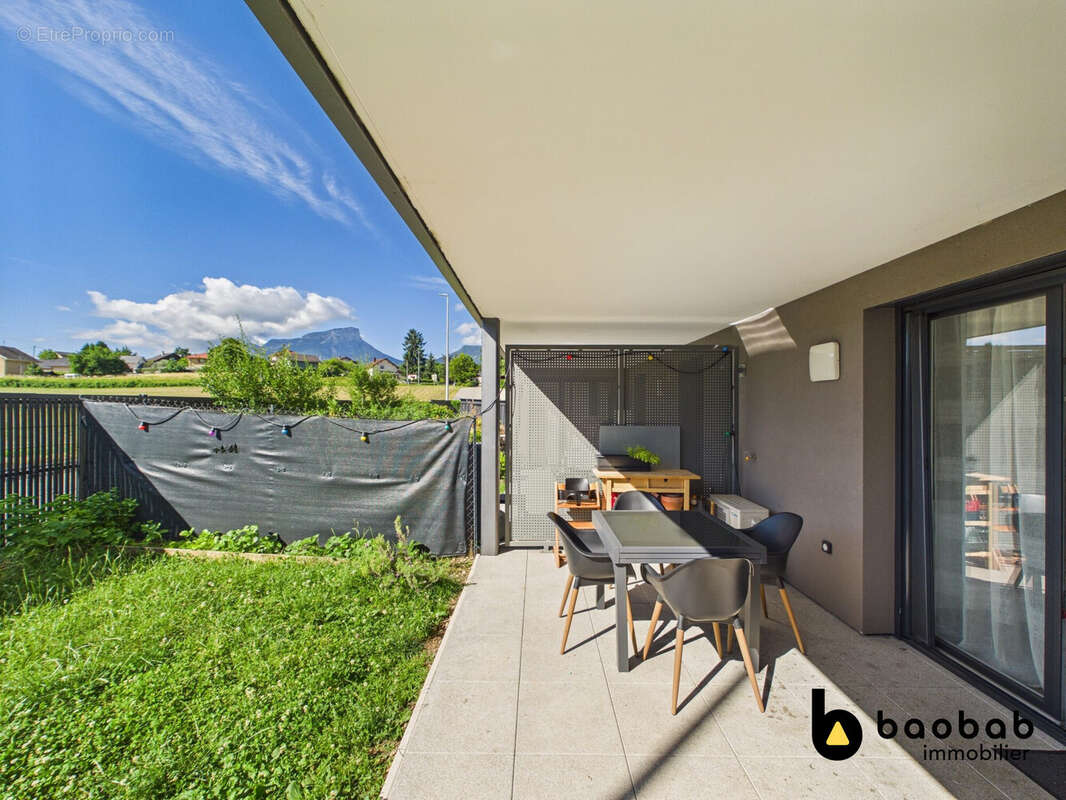 Appartement à CHALLES-LES-EAUX