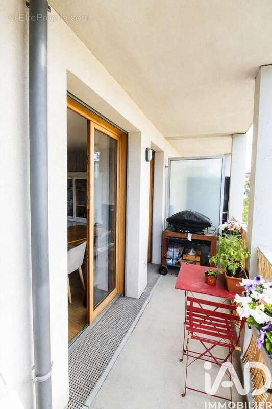 Photo 2 - Appartement à IVRY-SUR-SEINE