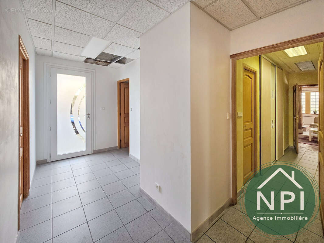 Maison à VAUX-LE-PENIL