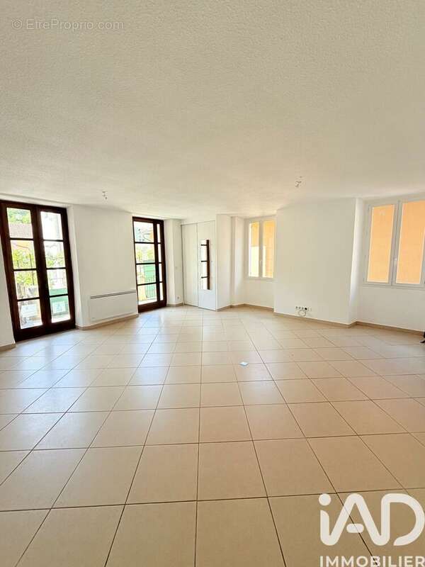 Appartement 104 m² à Saint-Sauveur-Sur-Tinee  - photo 5